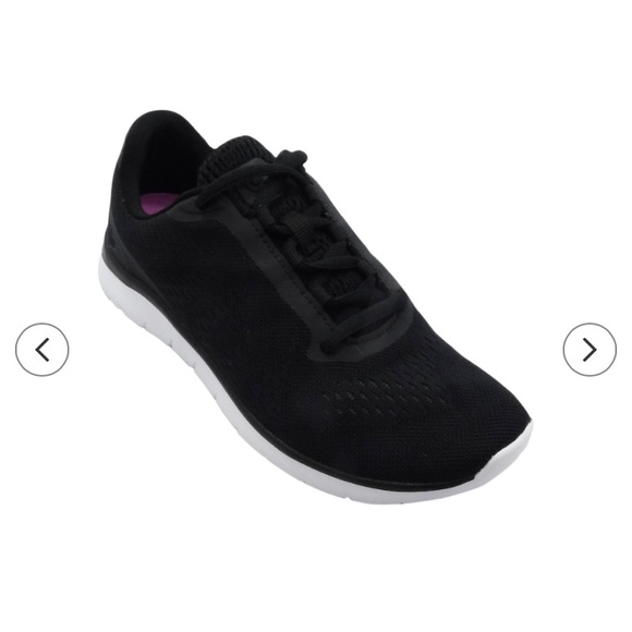 champion black tennis shoes